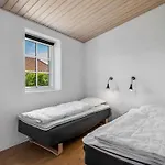 Merit - 3-2km From The Sea By Interhome 別荘 ブラーバンド