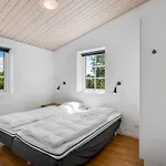 Merit - 3-2km From The Sea By Interhome 別荘 *