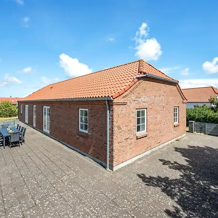 Holiday home Merit - 3-2km From The Sea By Interhome Blavand