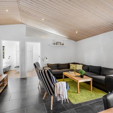 Feriehus Merit - 3-2km From The Sea By Interhome